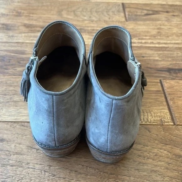 Vionic Serena Ankle Boot Booties in Greige Kid Suede Leather Size 9.5 - Picture 11 of 14